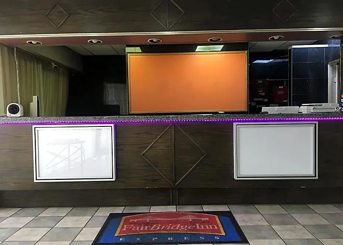 Fairbridge Express Melrose Park
