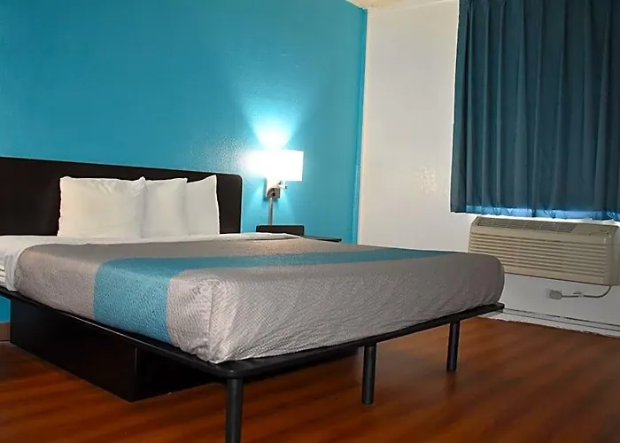 Fairbridge Express Hotel 3*