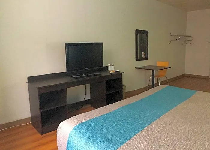 Fairbridge Express Hotel 3*